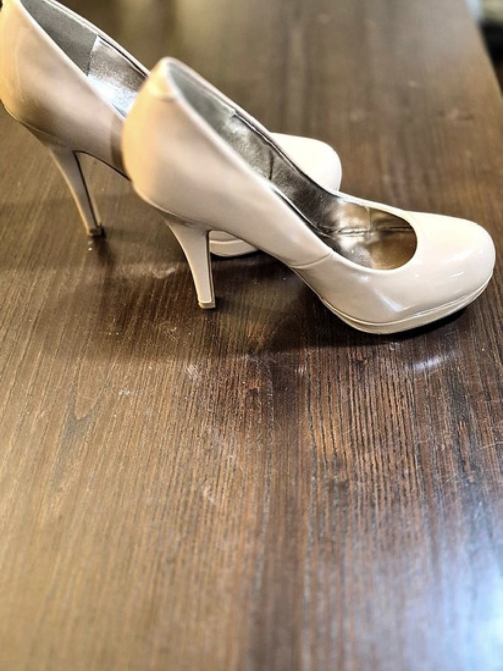 Madden Girl Patent Pumps in Bone